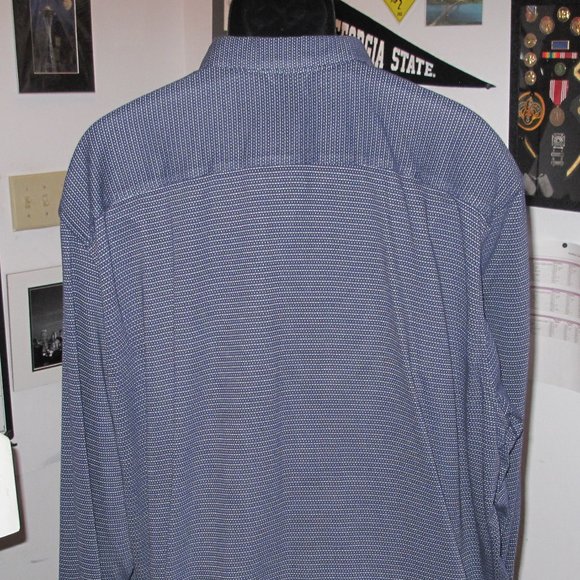 Size XXL Dockers Men's Ultimate Button Up With Smart 360 Flex - Picture 8 of 11